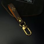 Portachiavi Louis Vuitton con il moschettone originale (Artigianale)